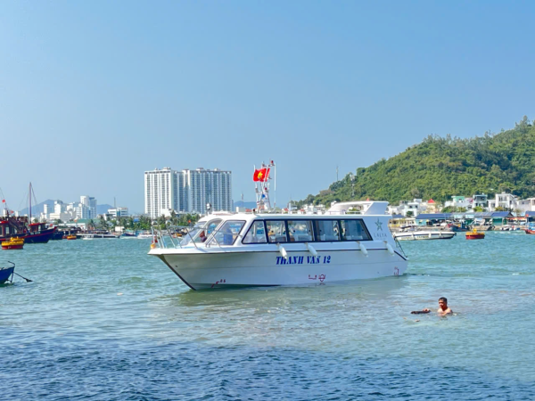 HẠ THỦY TÀU KHÁCH CAO TỐC CẤP SB THANH VÂN 12