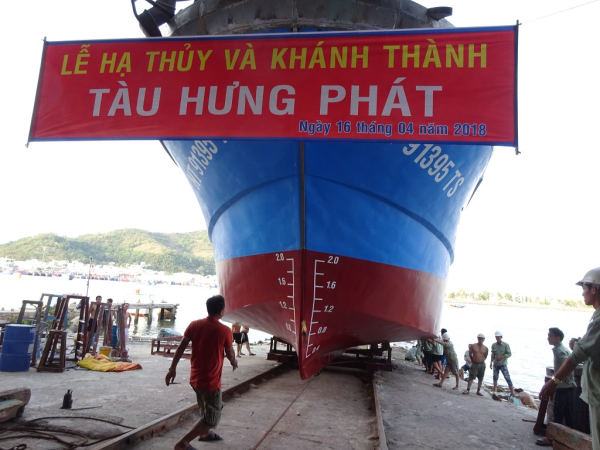 UNINSHIP hạ thủy tàu Hưng Phát 2018